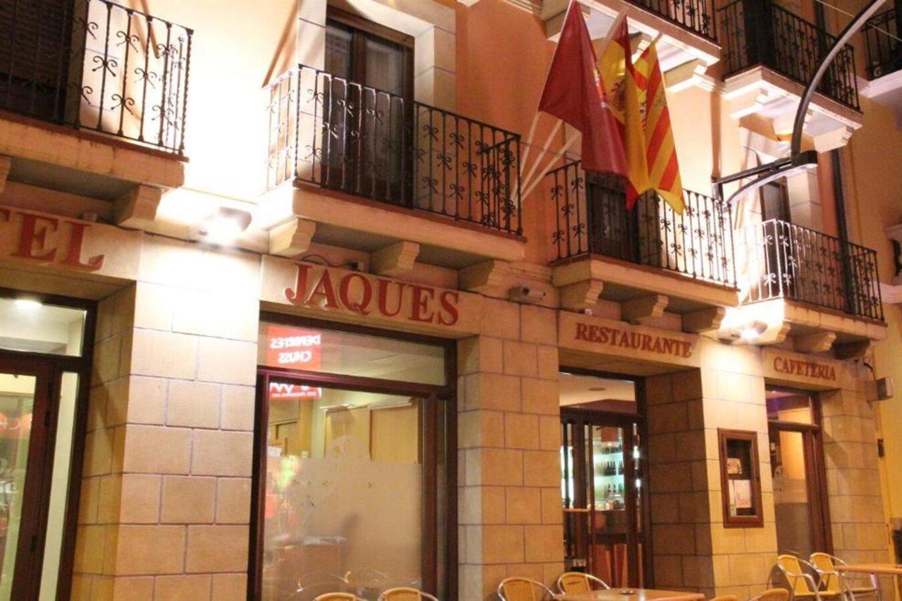 Hotel Jaques Jaca Luaran gambar